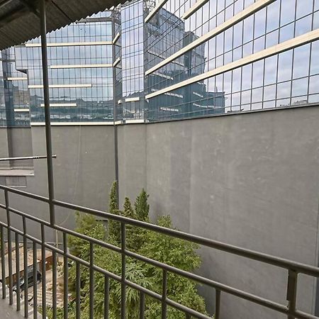 Studio With Balcony In Old City Тбилиси Екстериор снимка